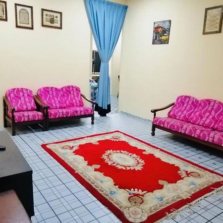 Homestay Bandar Pekan - Musleem Preferred מראה חיצוני תמונה